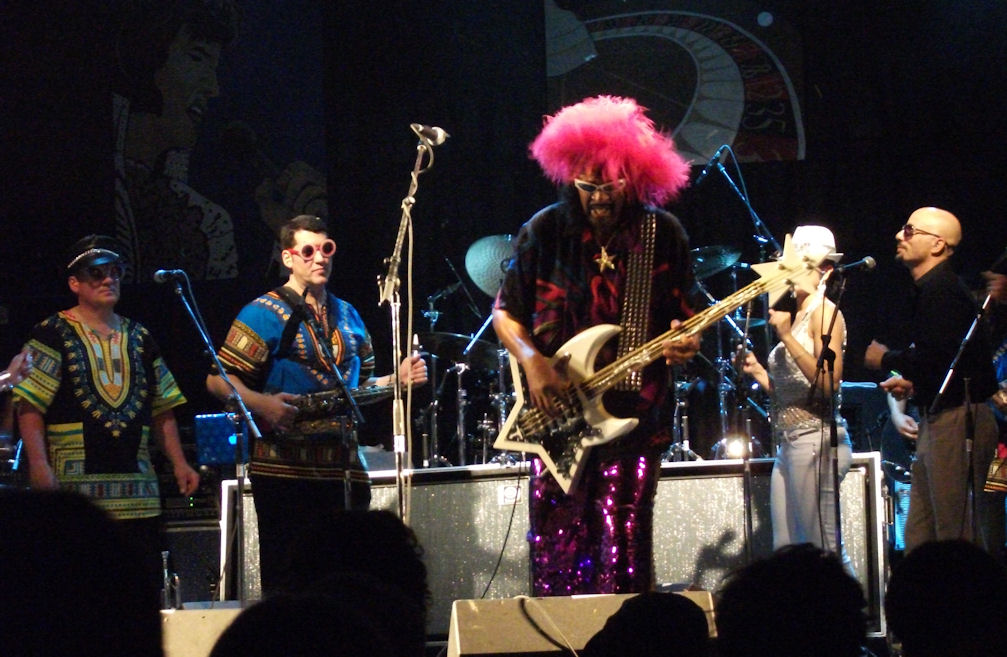 Bootsy Collins Ottawa Bluesfest 2011 myllifeinconcert.com