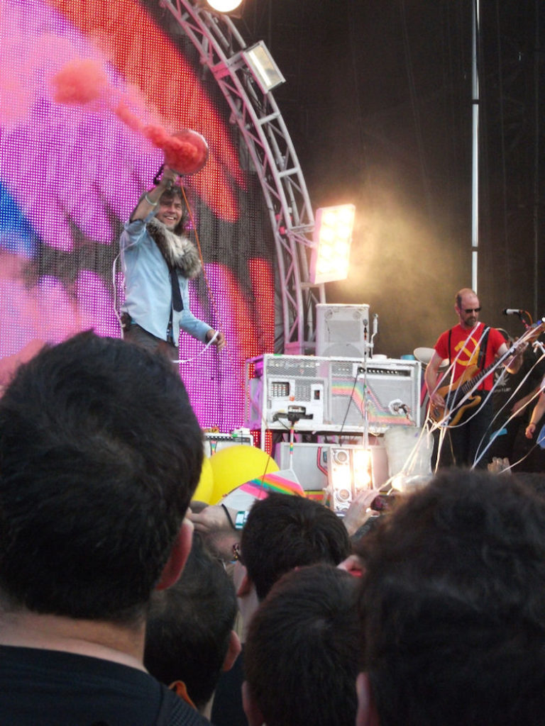 Flaming Lips Ottawa Bluesfest 2011 myllifeinconcert.com