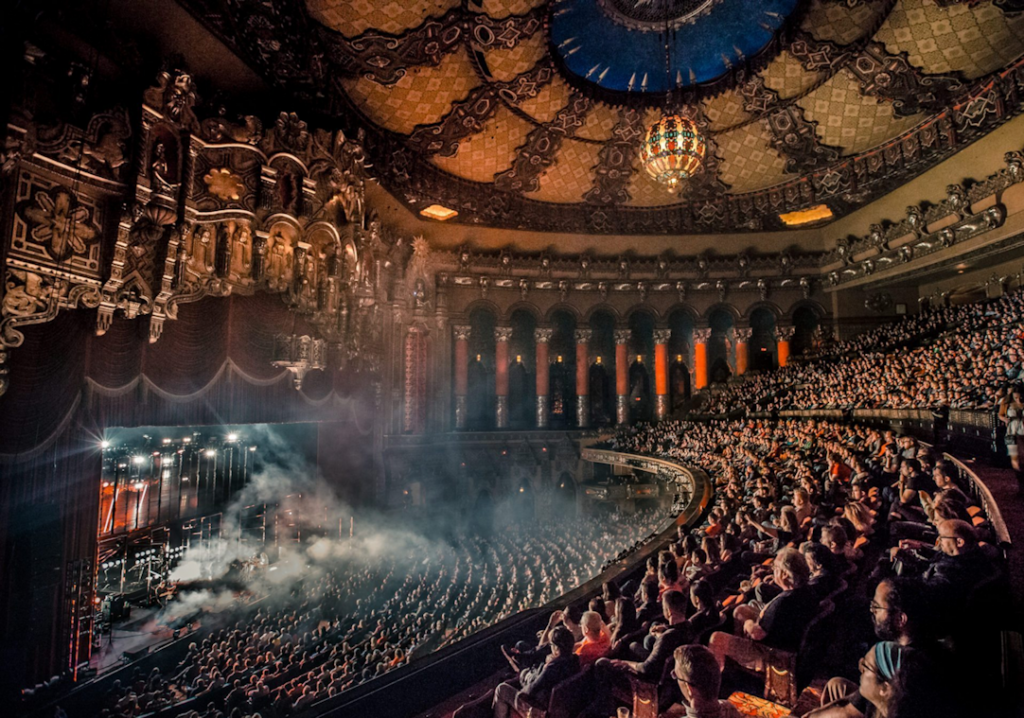 The beautiful Fox Theatre in Detroit, Michigan, USA, mylifeinconcert.com