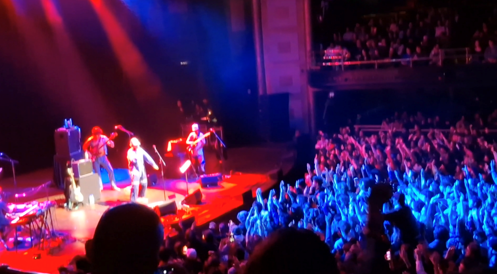 Cooking Up Something Good: Mac Demarco with Tex Crick, Massey Hall, Toronto, Ontario, Canada, Monday December 8, 2025 SNAPSHOTS, mylifeinconcert.com