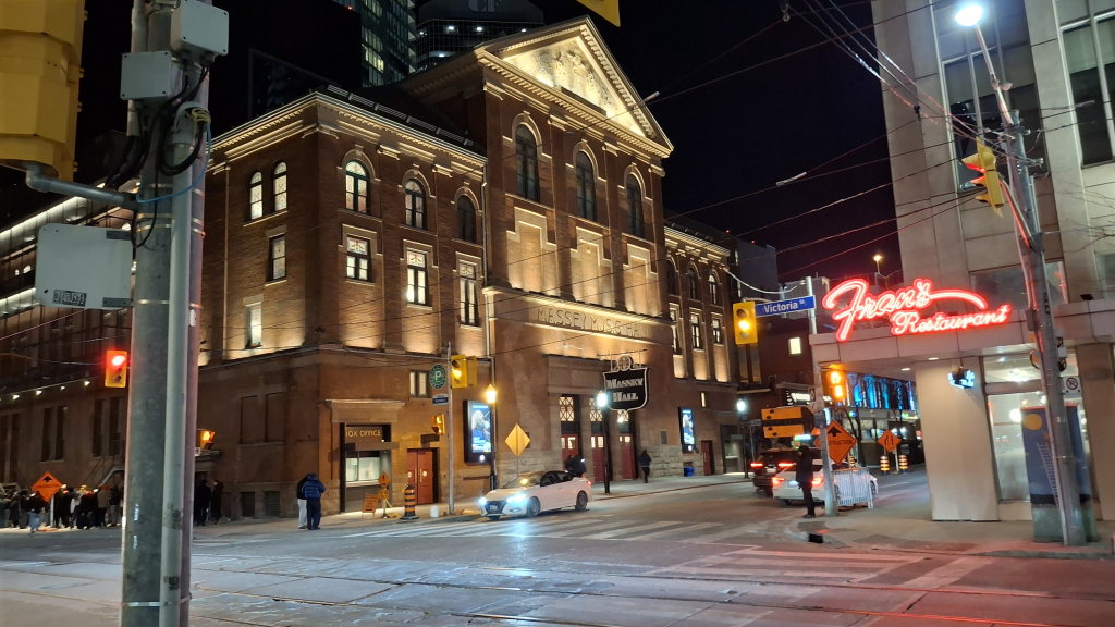 Massey Hall, Fran's, Toronto, 2025, mylifeinconcert.com